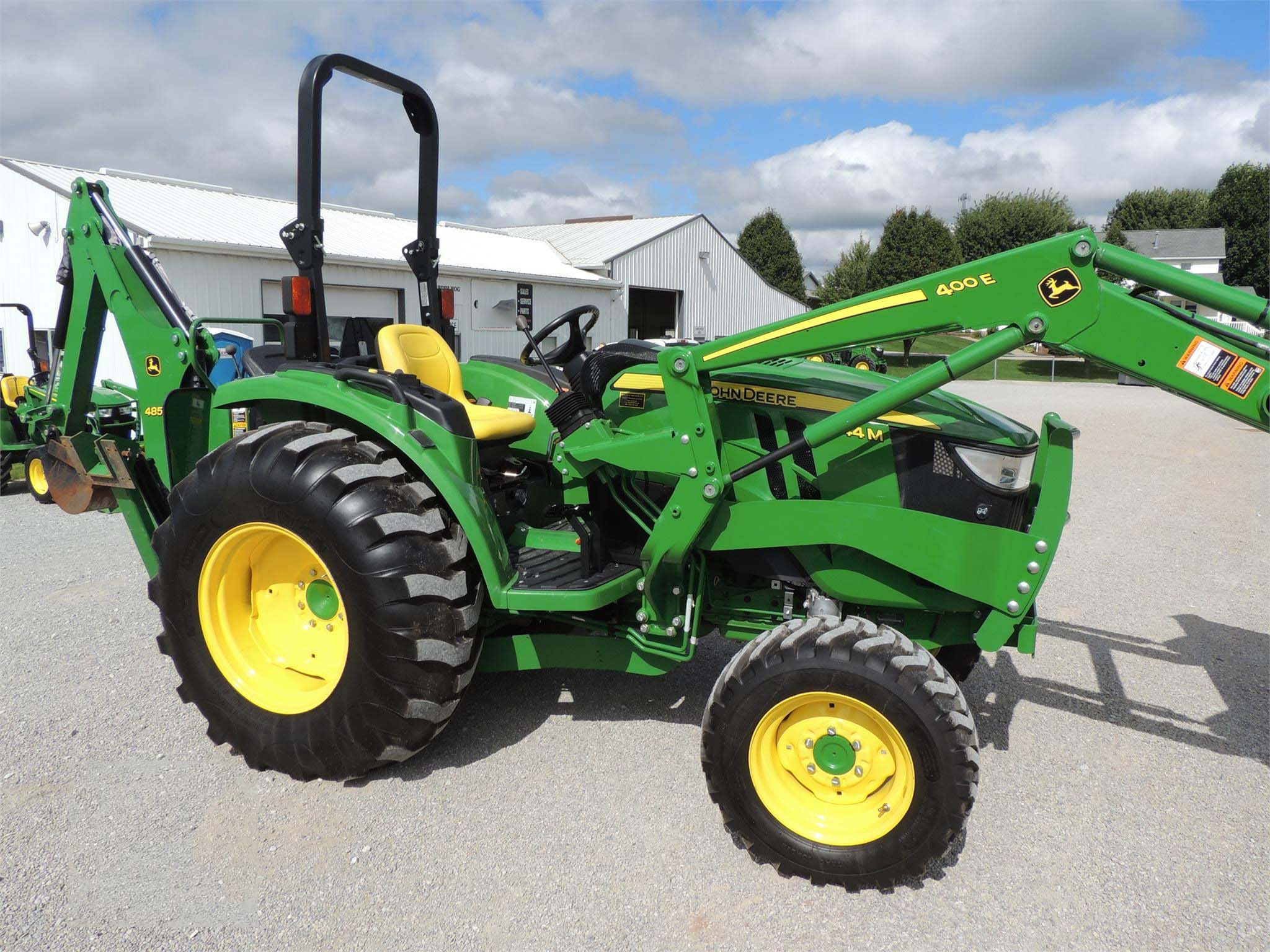 2018 JOHN DEERE 4044M