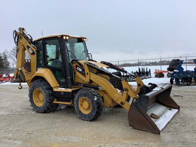 2019 Cat 420F2 IT