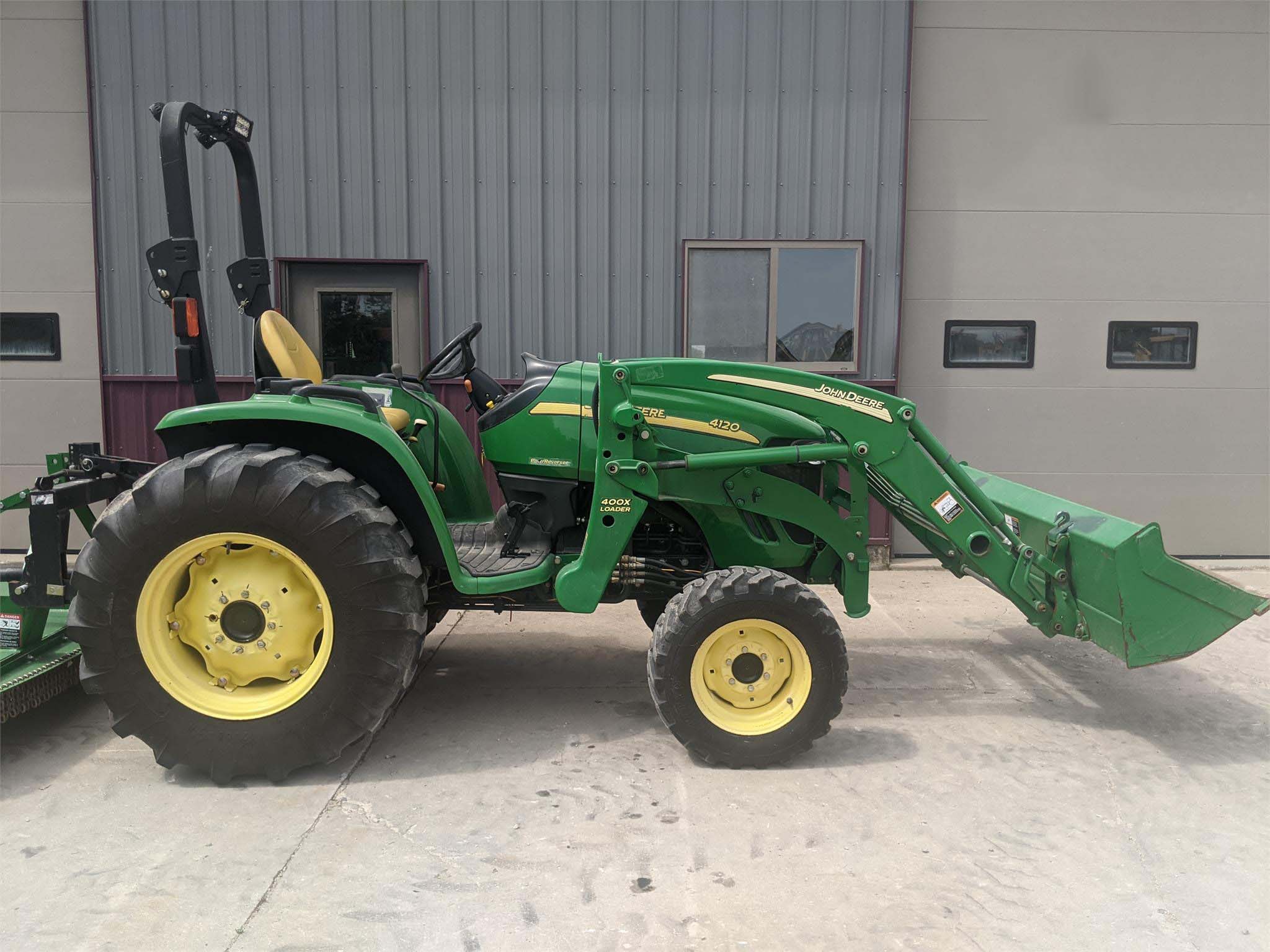 2005 JOHN DEERE 4120