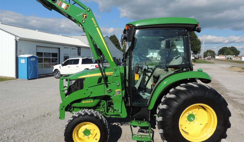 2017 JOHN DEERE 4066R full