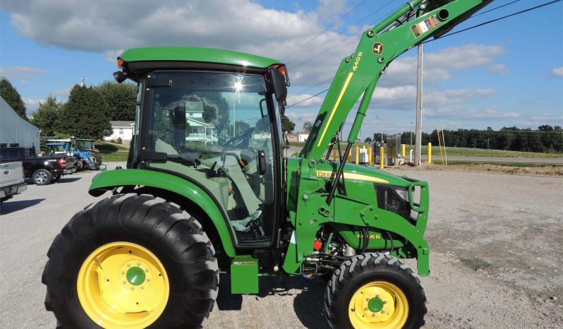 2017 JOHN DEERE 4066R full