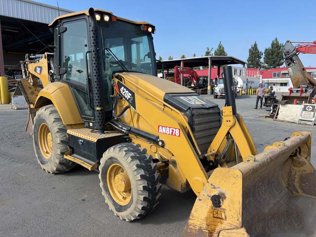 2019 Cat 420F2