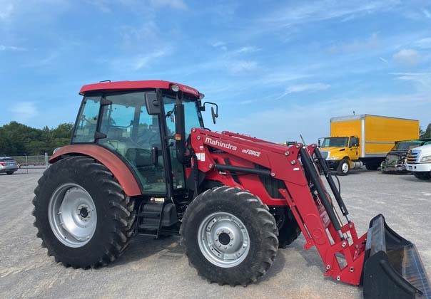 2015 Mahindra mForce 105S