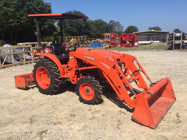 2019 Kubota L3901D