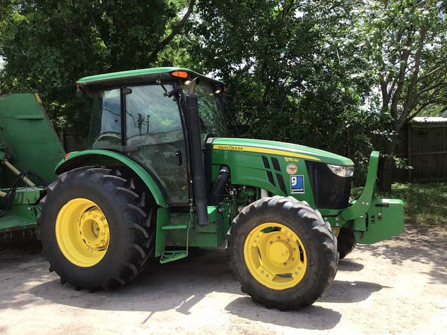 2015 John Deere 5115M