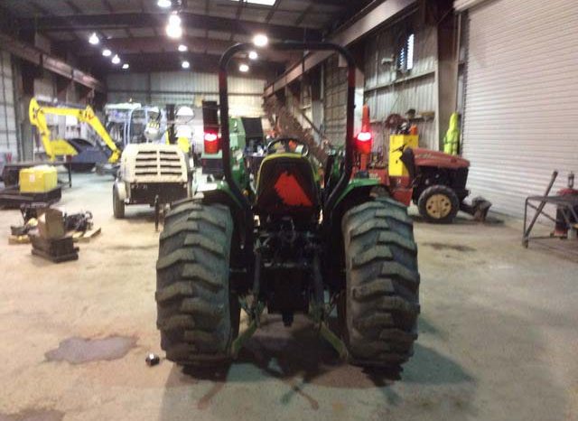 2016 John Deere 4105 full