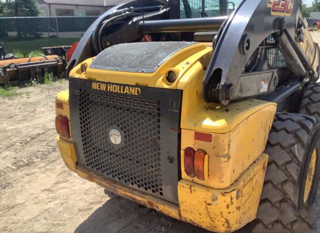 2014 New Holland L230 full