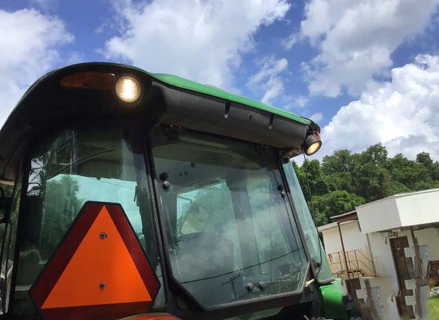 2017 John Deere 6135E full