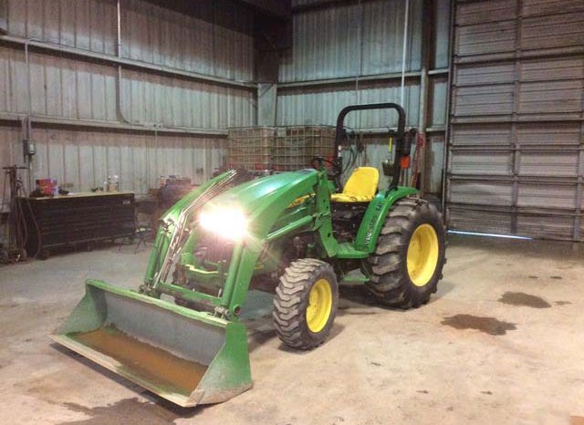 2016 John Deere 4105 full