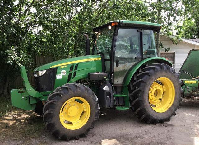 2017 John Deere 5115M full