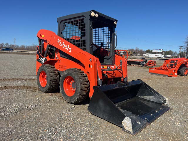 2023 Kubota SSV65PH