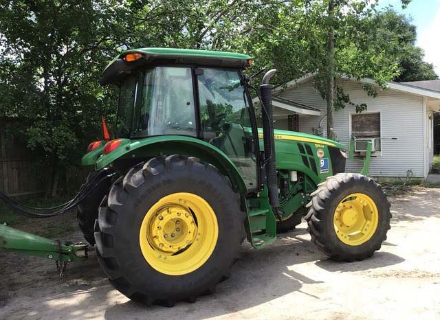 2015 John Deere 5115M full