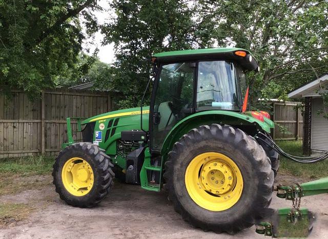 2015 John Deere 5115M full