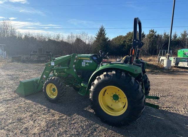 2018 John Deere 4044M full