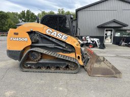 2021 CASE TV450B full