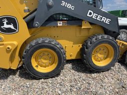 2021 DEERE 318G full