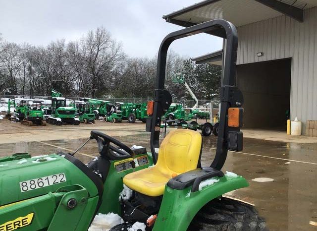 2016 John Deere 3032E full