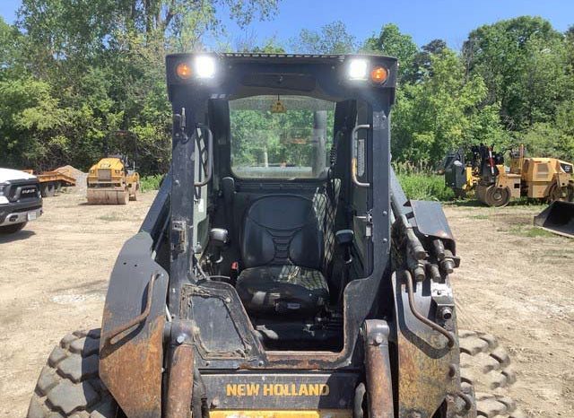 2014 New Holland L230 full