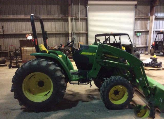 2016 John Deere 4105 full