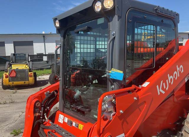 2023 Kubota SSV75PHFC full